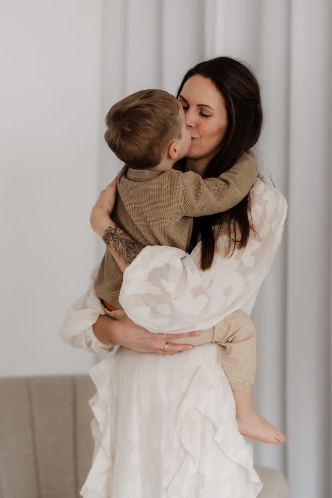 Familienfotos im Tageslichtstudio-55