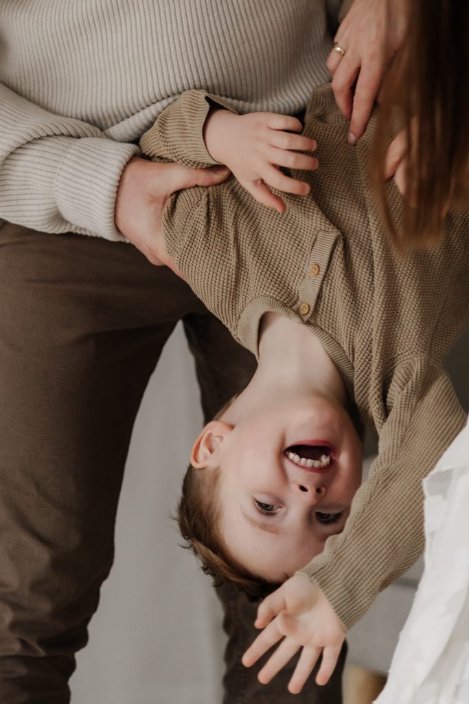 Familienfotos im Tageslichtstudio-7